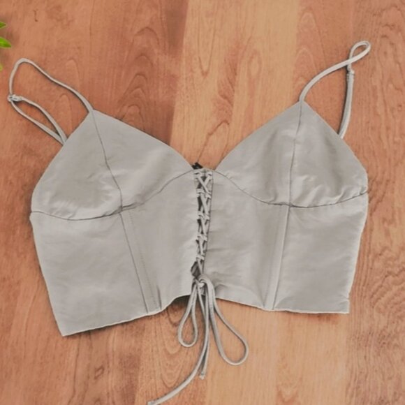 Linen Zara Cropped Wireless Corset Pleated Top- M (SMALL FIT) - Picture 4 of 15